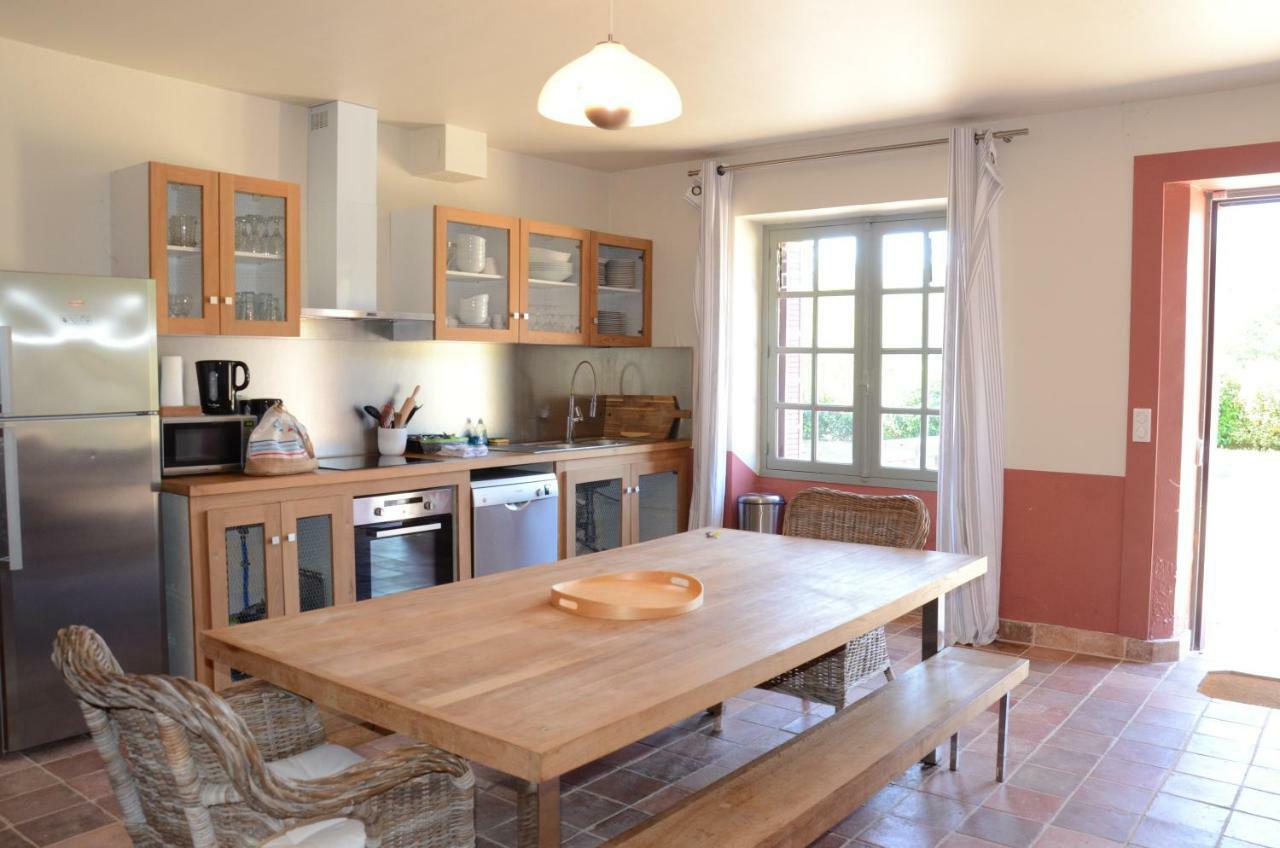 Gite Familial Chateau La Roche Racan Saint-Paterne-Racan Esterno foto